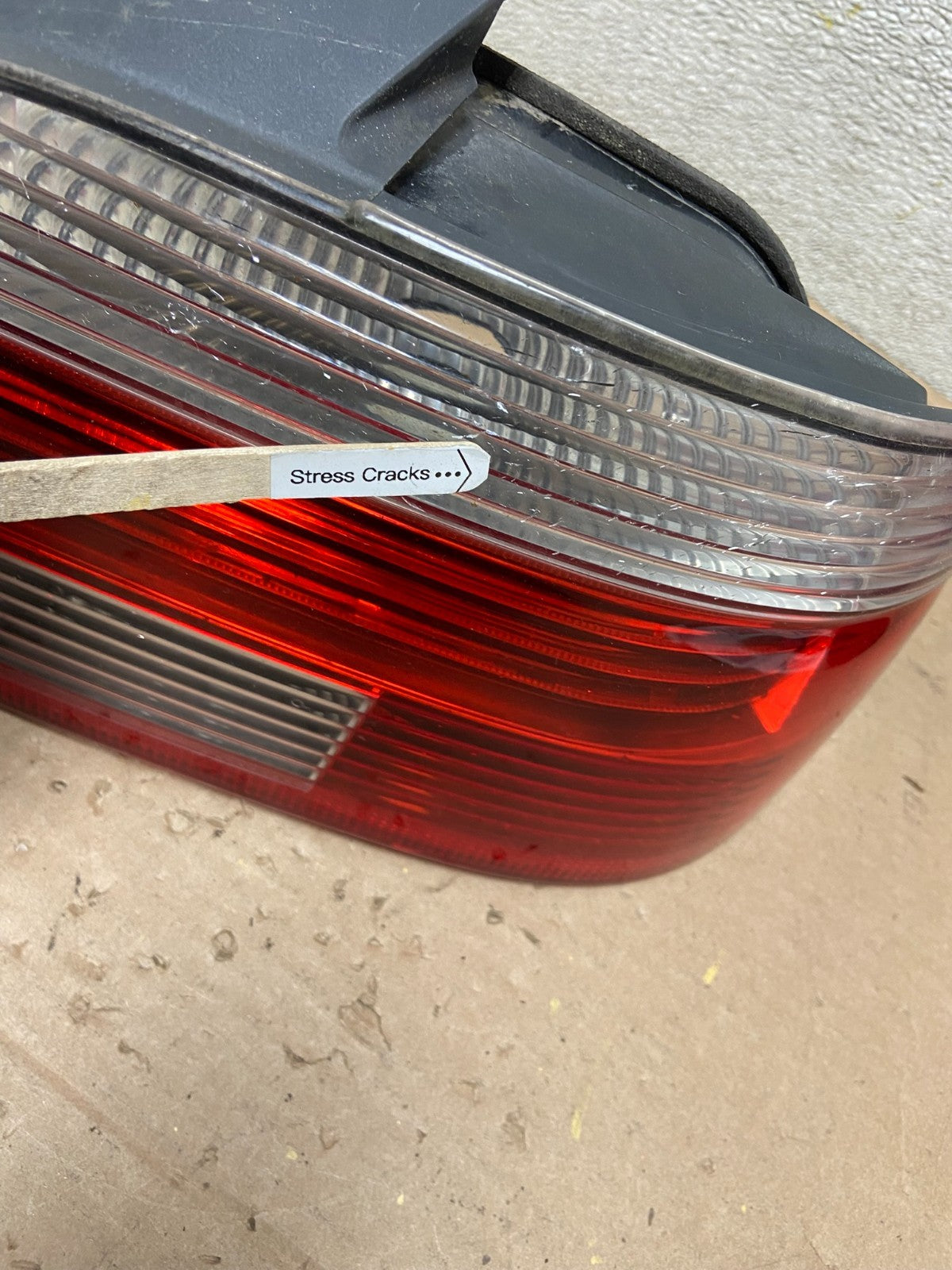 2001- 2003 BMW 5 Series E39 530i Right Passenger Rh Tail Light AB0288 LK4