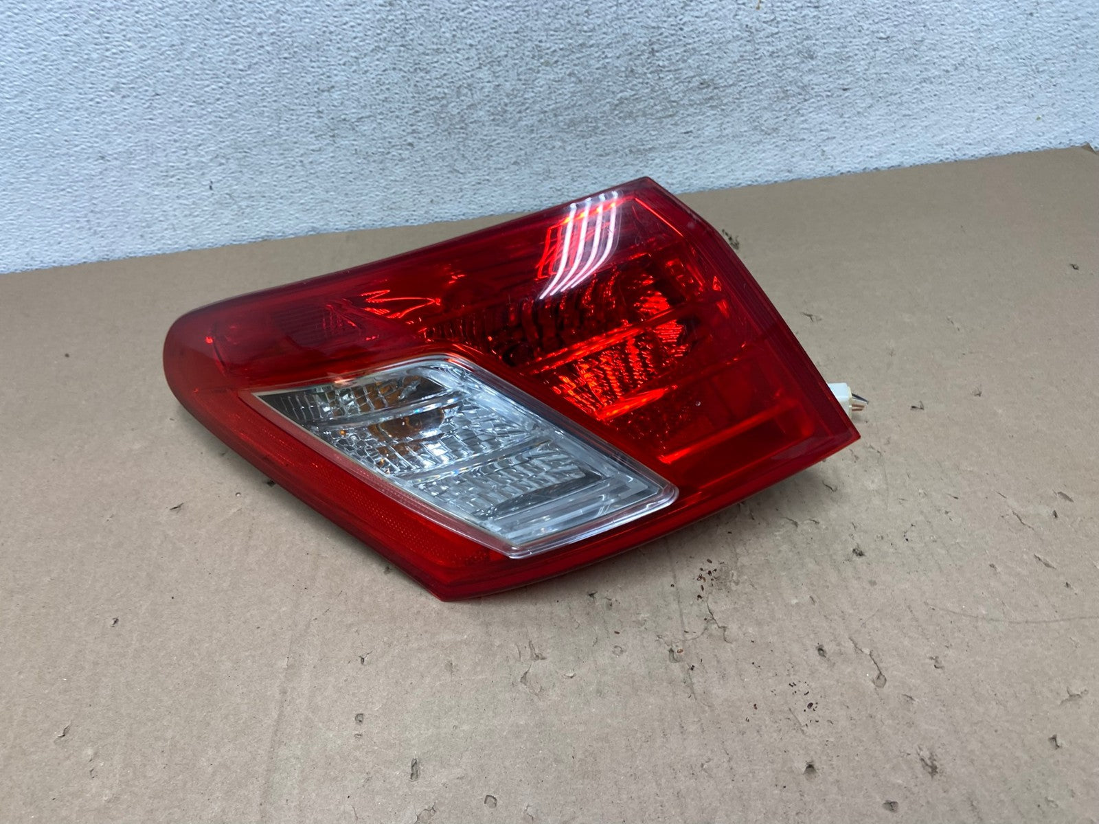 2007 - 2009 Lexus ES350 Left Driver LH Side Tail Light AG6774 LK0