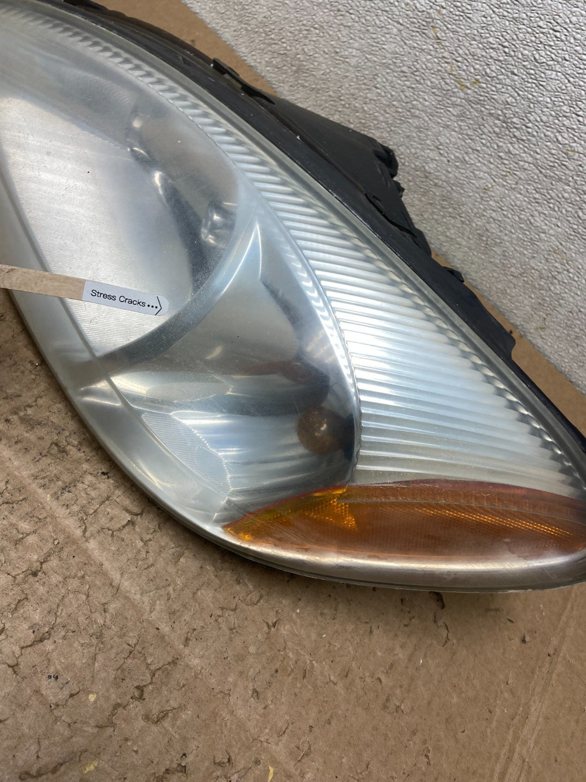 2000 to 2007 Ford Taurus Left Driver LH Side Halogen Headlight Oem Z1024 DW4
