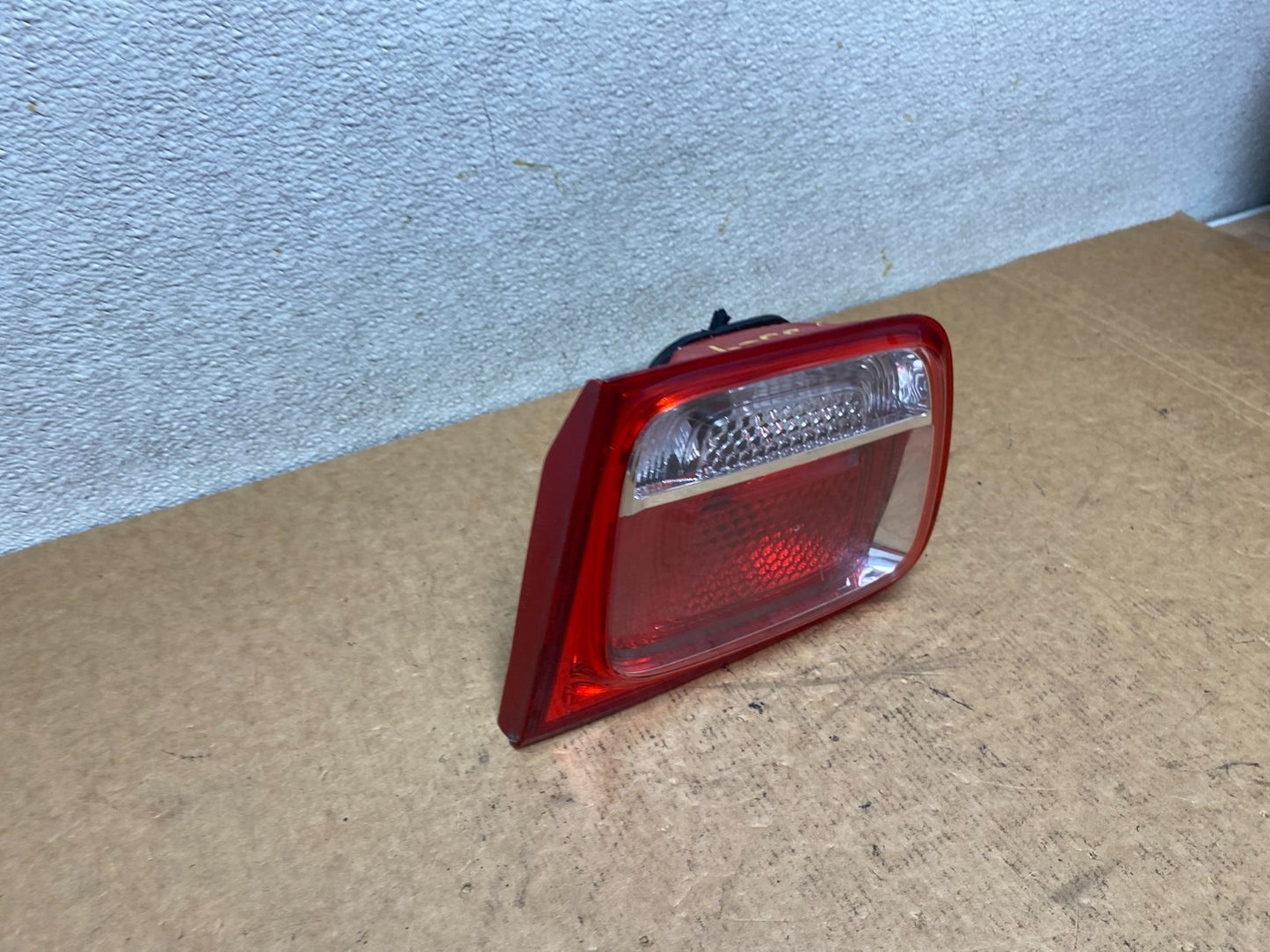 2013-2016 Chevrolet Malibu Right Passenger Rh Inner Tail Light Oem S5569 PS2