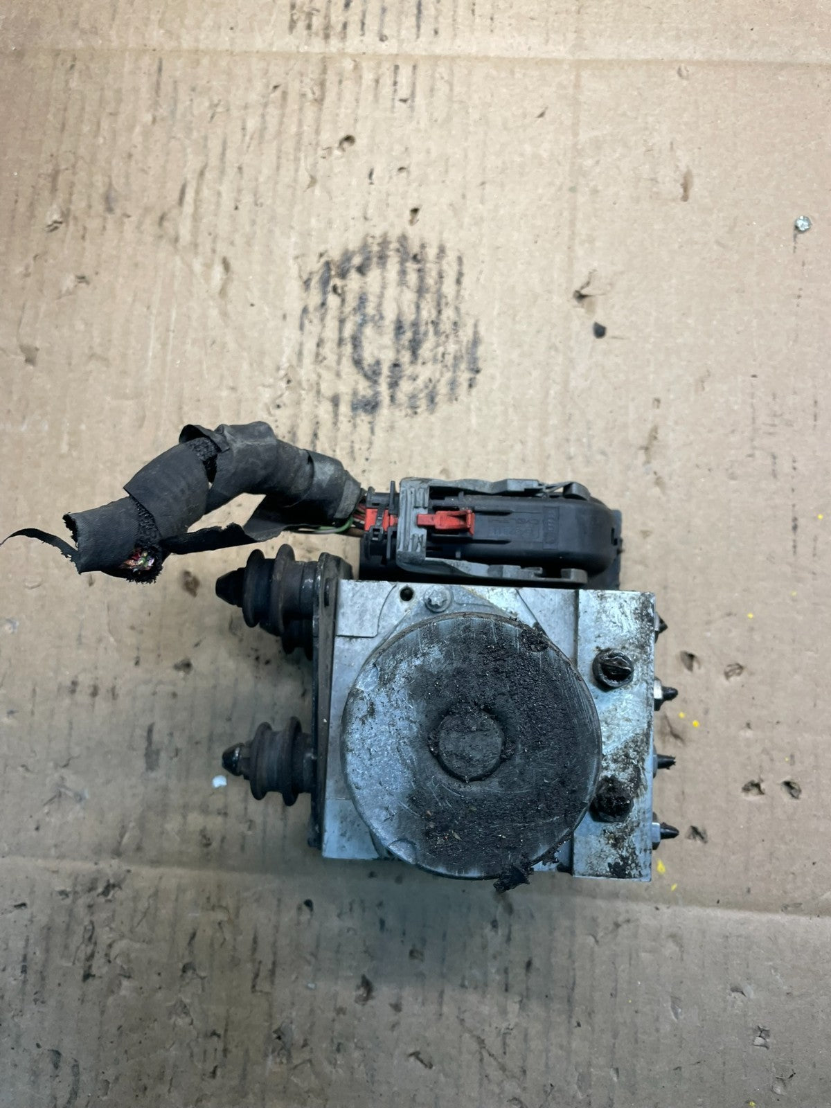 2009 to 2012 Audi Q5 ABS Anti-Lock Brake Pump 8R0614517 OEM u2191 DG5