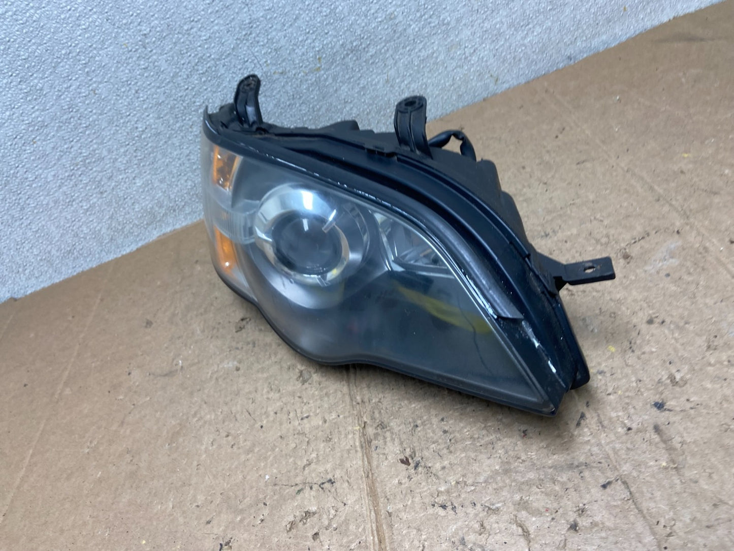 2006 to 2007 Subaru Legacy Right Passenger RH Side Black Headlight Oem AA4132 DW1