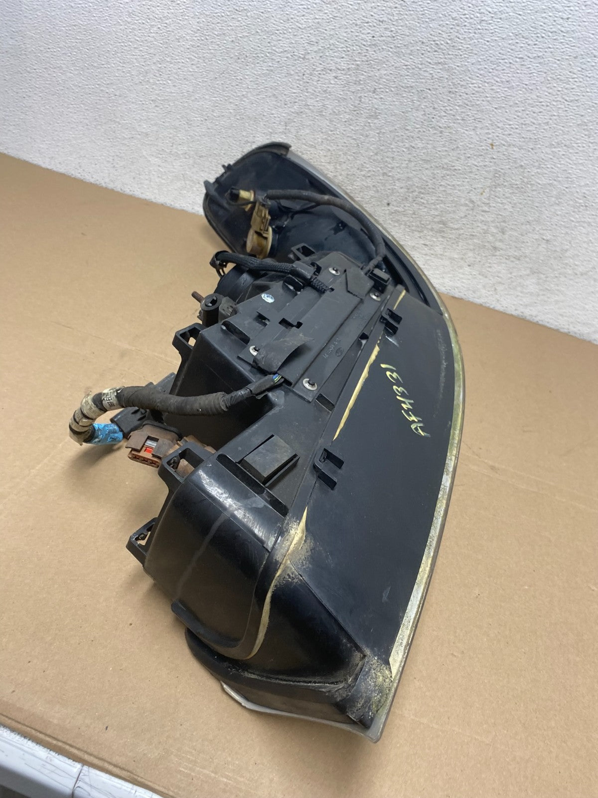 1999-2001 Lincoln & Town Car Right Passenger RH Headlight Halogen AF4331 DW8