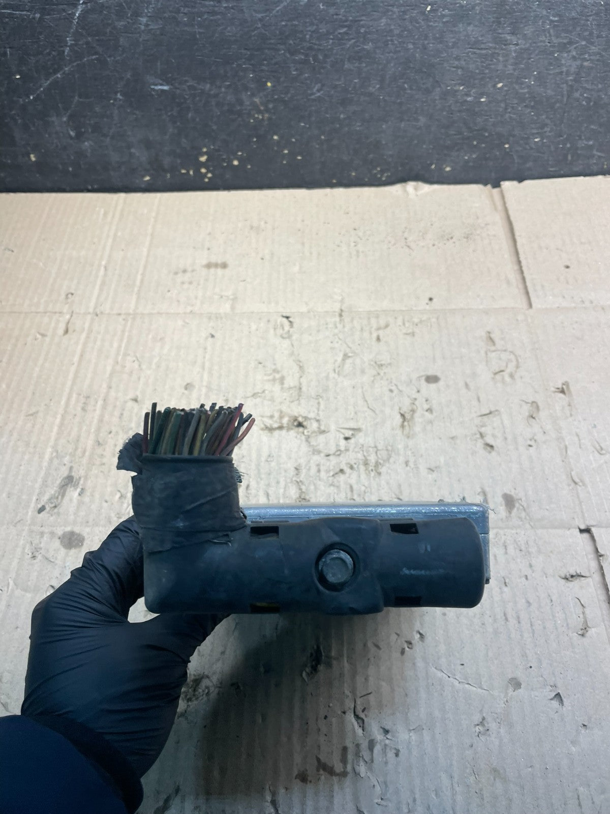 2002  Ford E250 E350 4.2L Van Engine Control Computer 2c2a-12a650-cd X9939 DG1