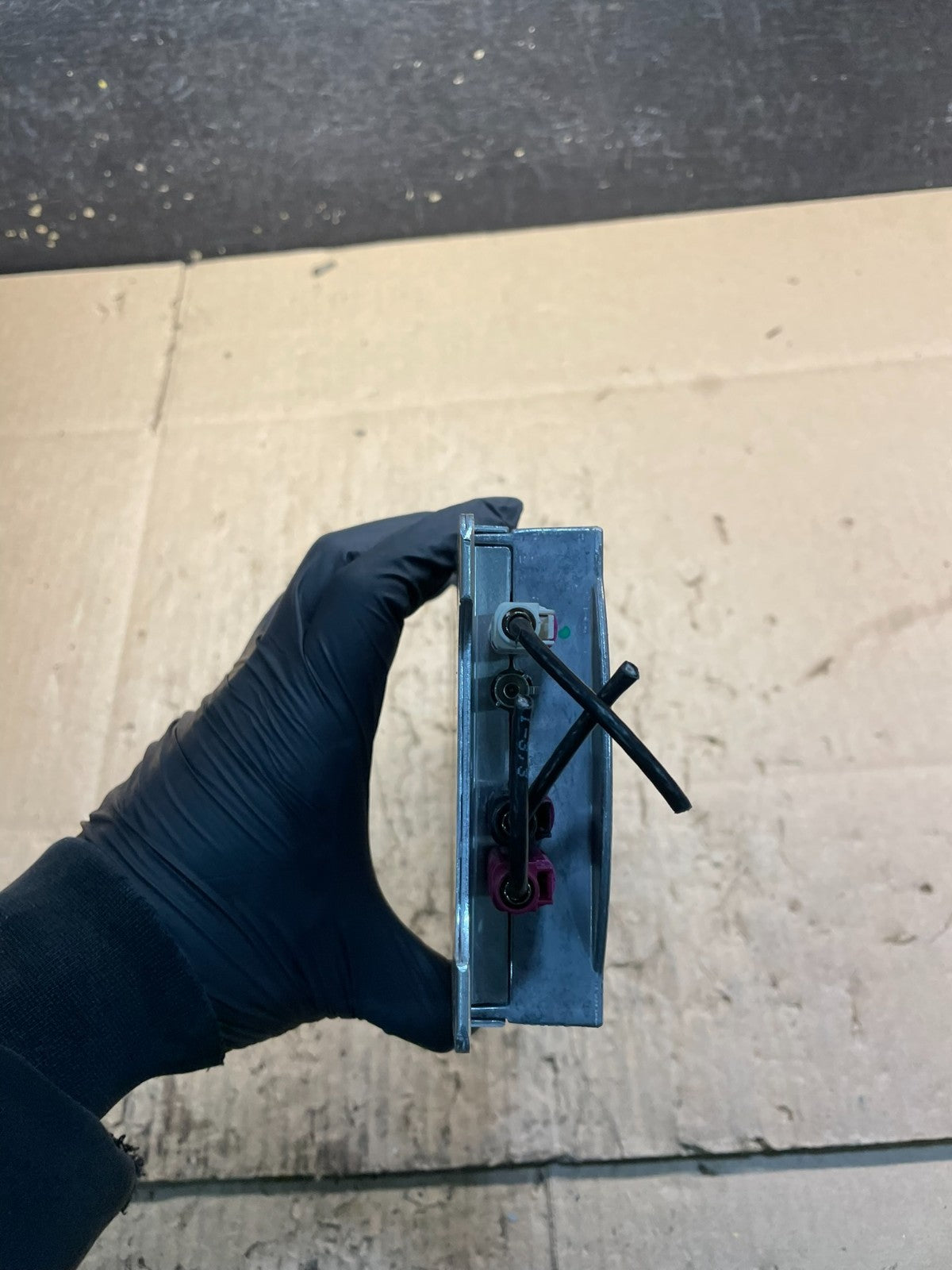 2007 to 2011 Bmw Bluetooth  Control Module Computer Telematics OEM w1424 DG3