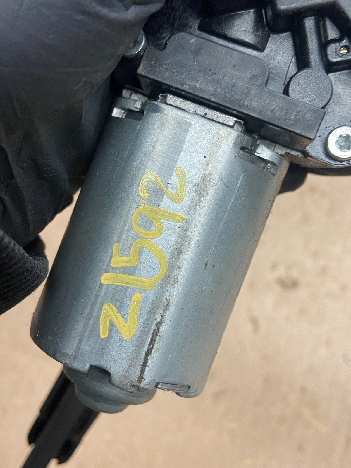 2012 - 2017 Hyundai Veloster Rear Glass Windshield Wiper Motor z1592 DG6