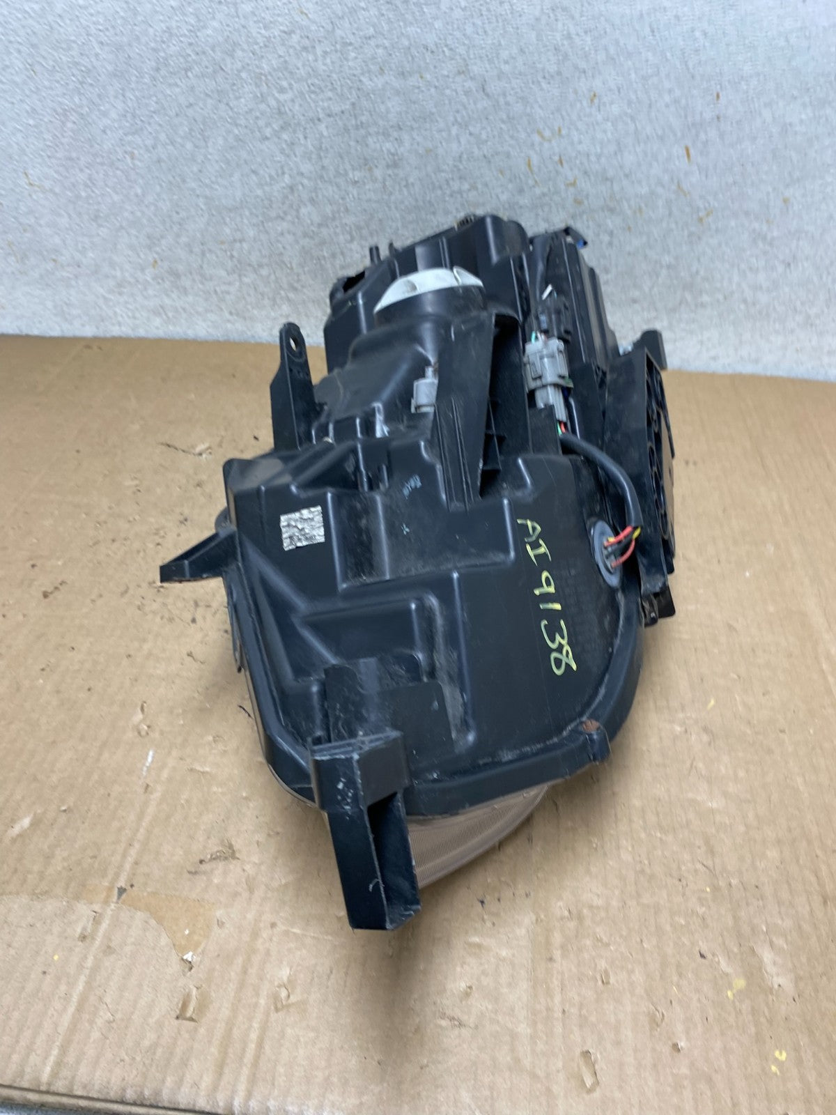 2017 2018 2019 Nissan Rogue Right Passenger RH Halogen Headlight AI9138 DW9