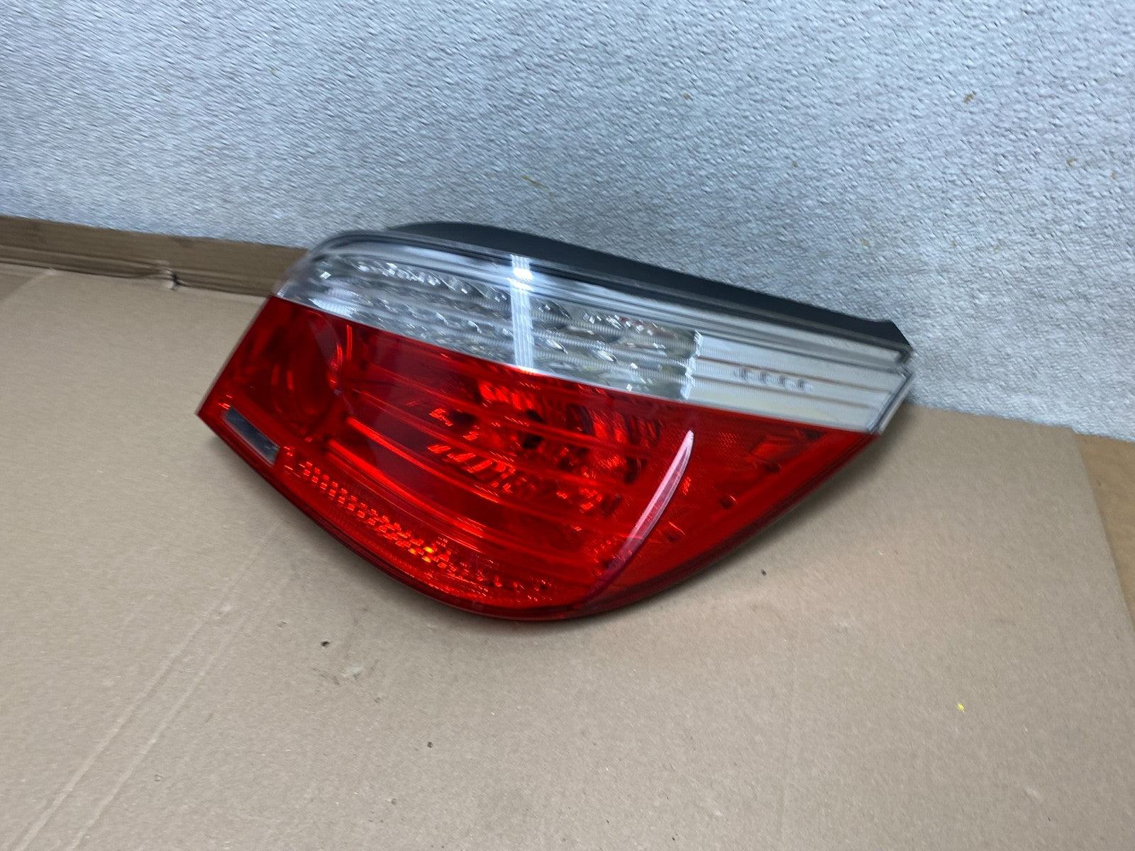 2008 2009 2010 BMW 5 525i 530i Right Passenger Rh Tail Side Light U0881 DW1