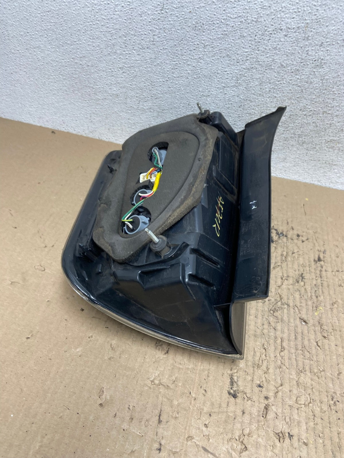 2004 2005 Toyota Prius Tail Light Left Driver Lh Side AF7012 LK7