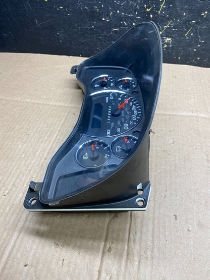 2008 to 2010 Chevrolet Express Speedometer Cluster Gauge AA4661 DG1