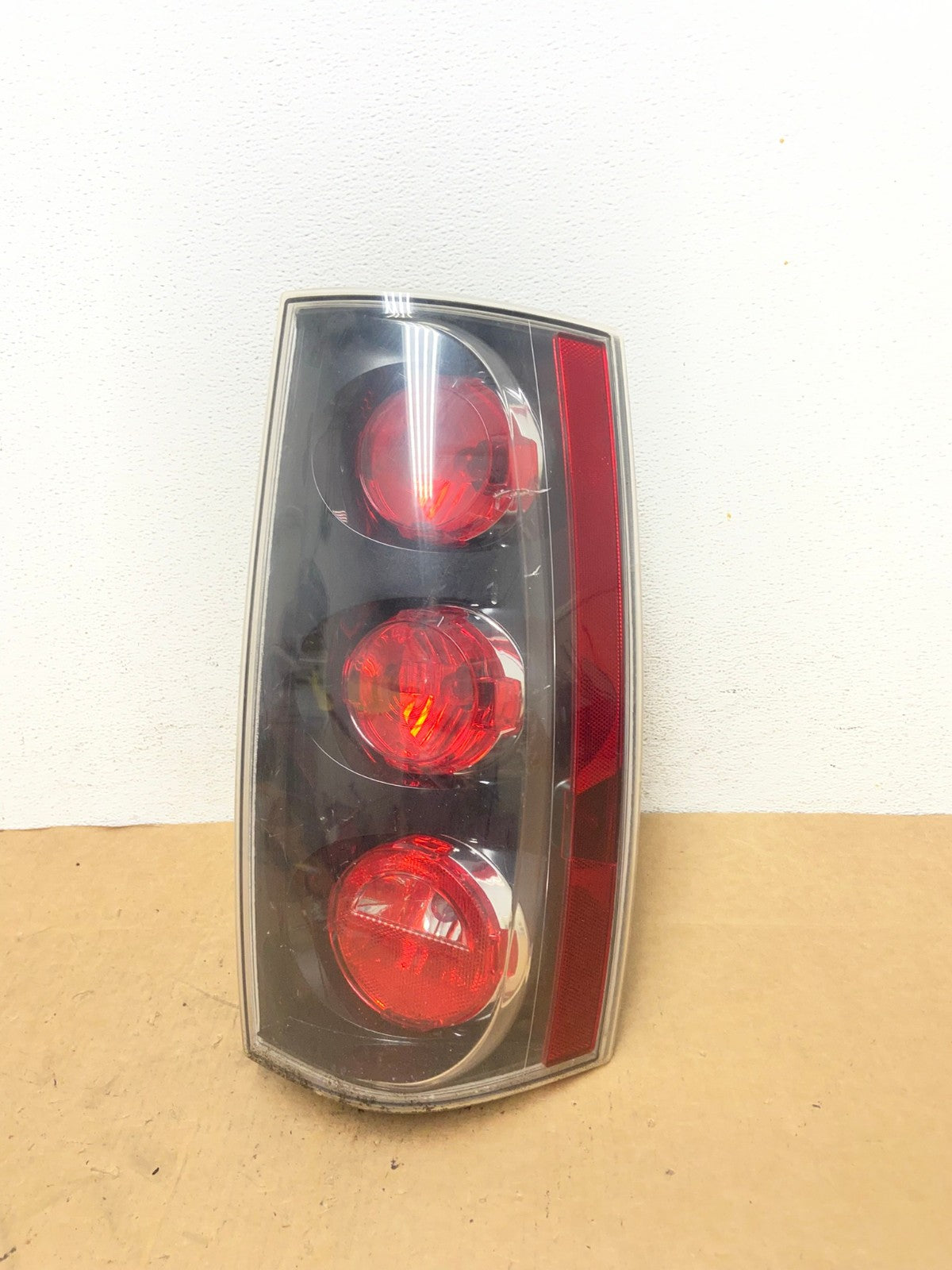 2007-2014 GMC Yukon Denali Right Passenger RH Side Tail Light AD4781 LK0