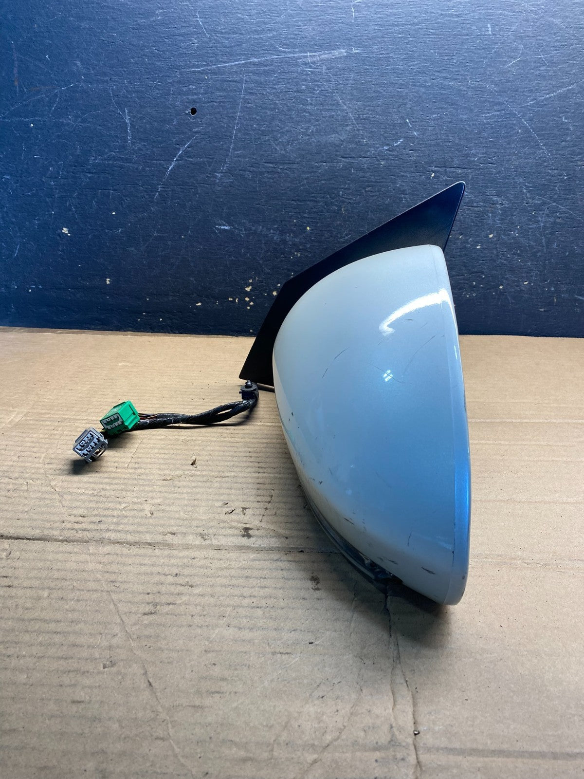 2008-2012 Buick Enclave Left Driver Heat Door Heated Mirror OEM AA5627 MS10