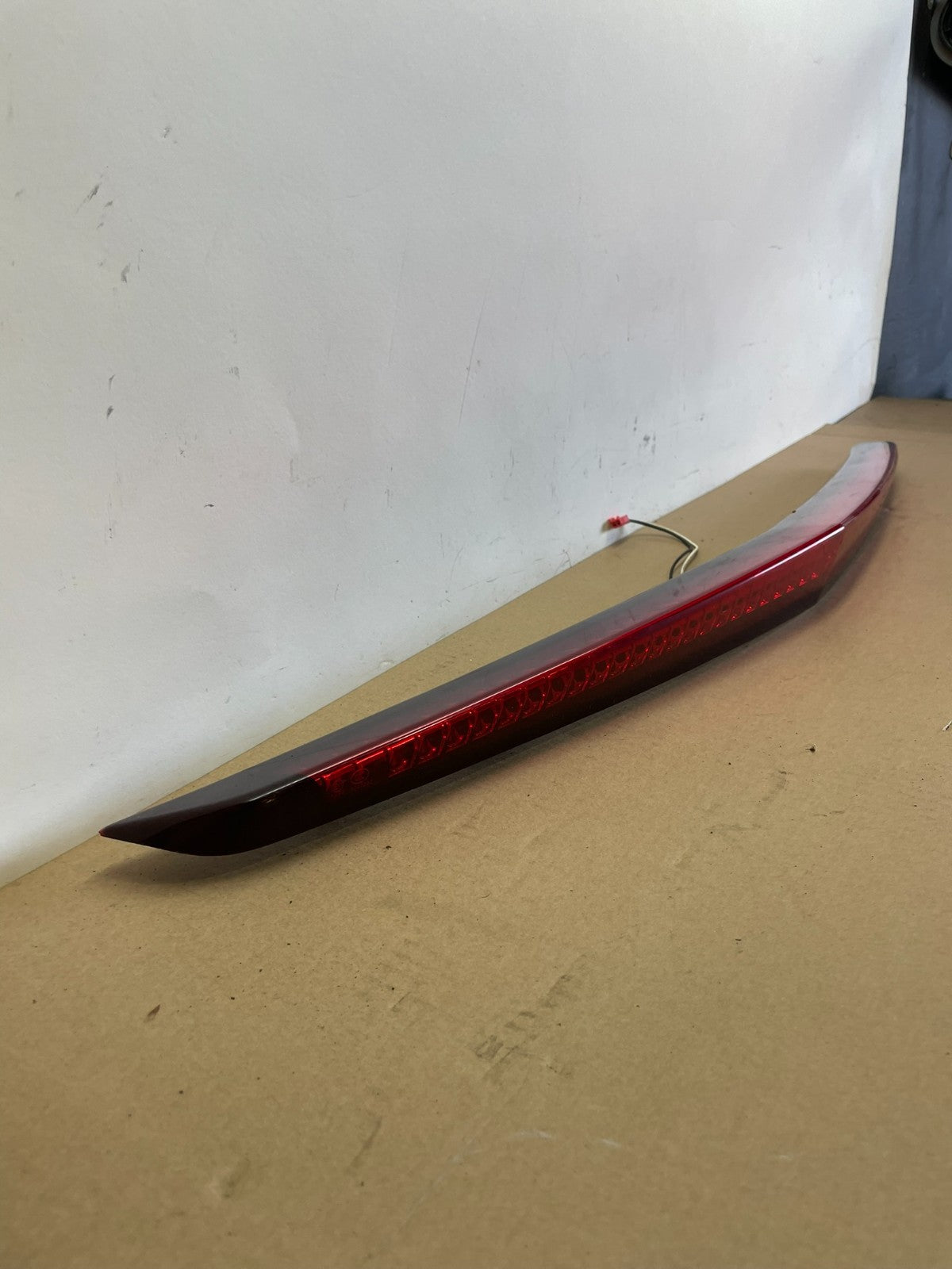 2008-2013 Cadillac Cts Sedan Trunk Lid 3rd Third Brake Tail Light AI4247 DG2
