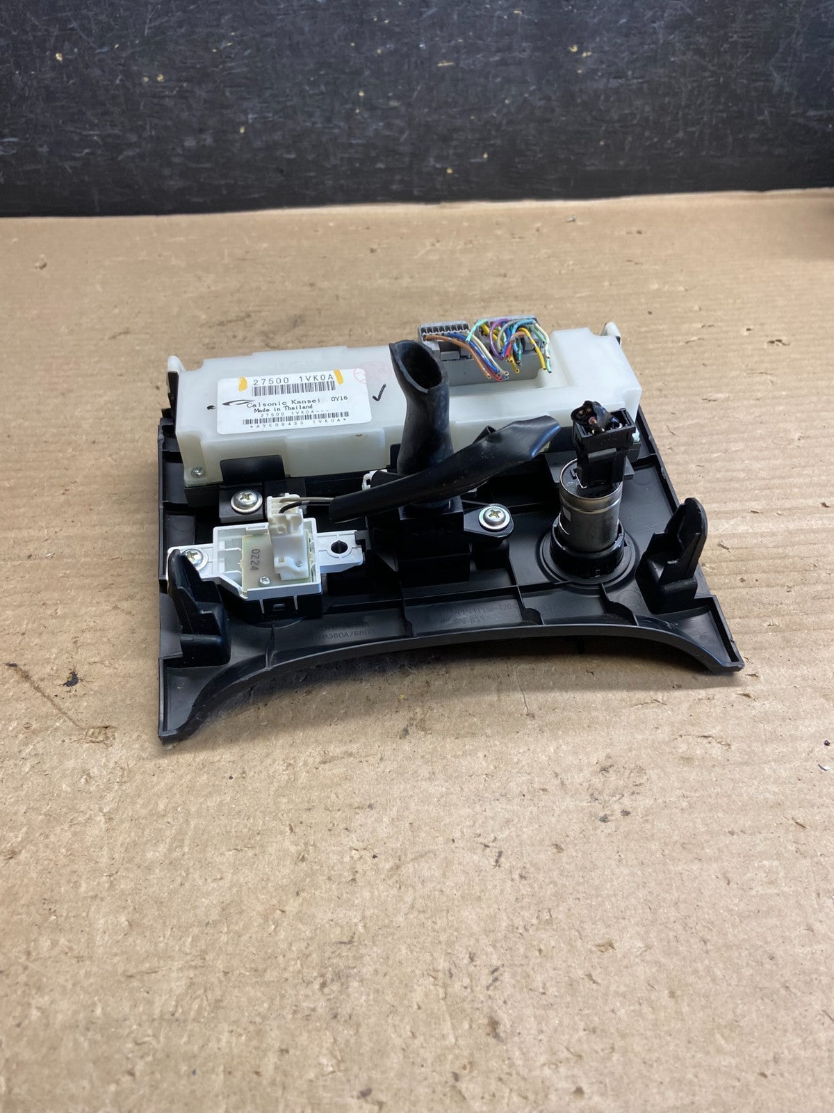 2011 to 2015 Nissan Rogue Heater Temperature AC Climate Control ah3745 DG6