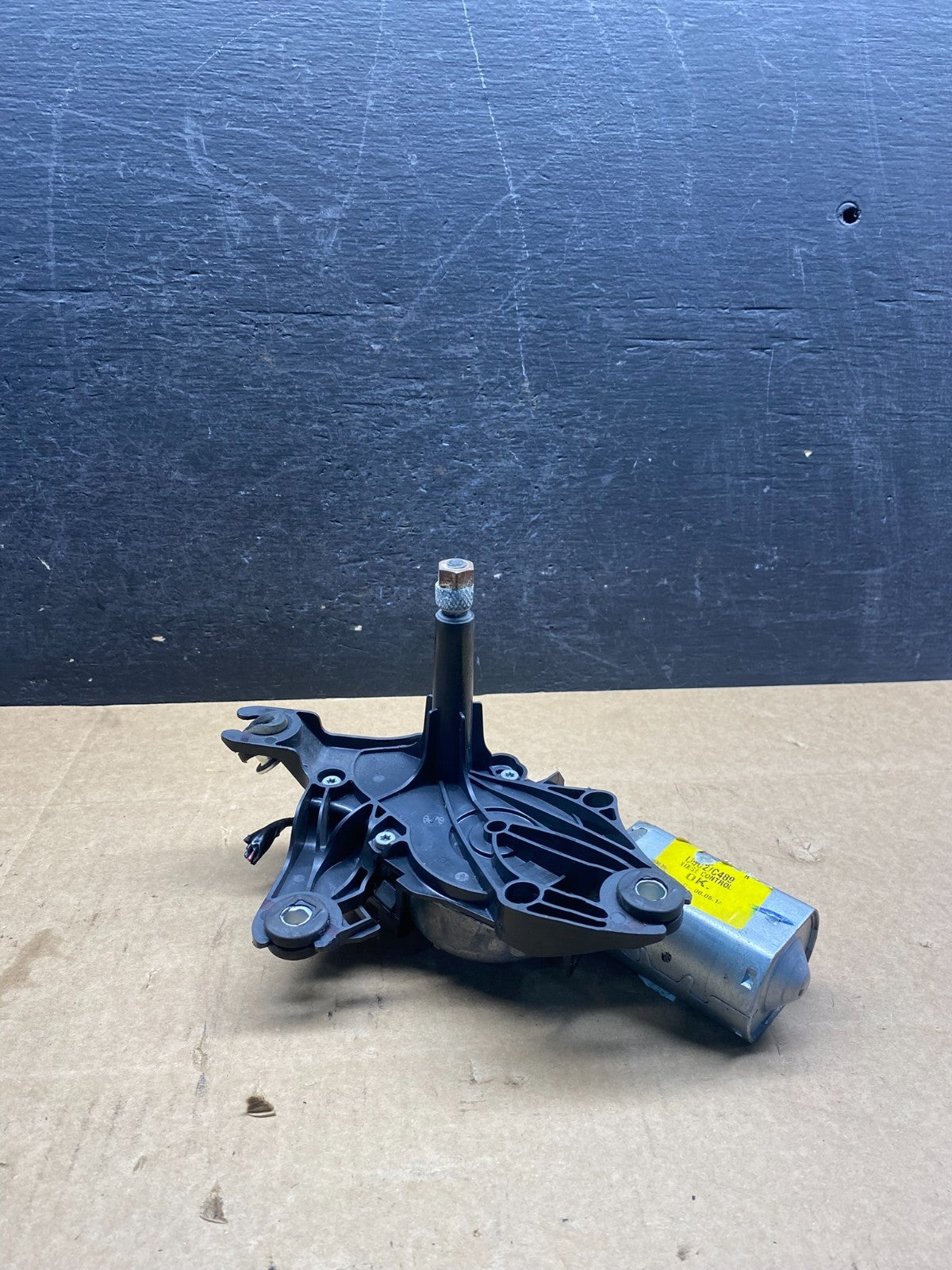 2011 to 2019 Ford Explorer Rear Windshield Wiper Motor ag9613 DG1