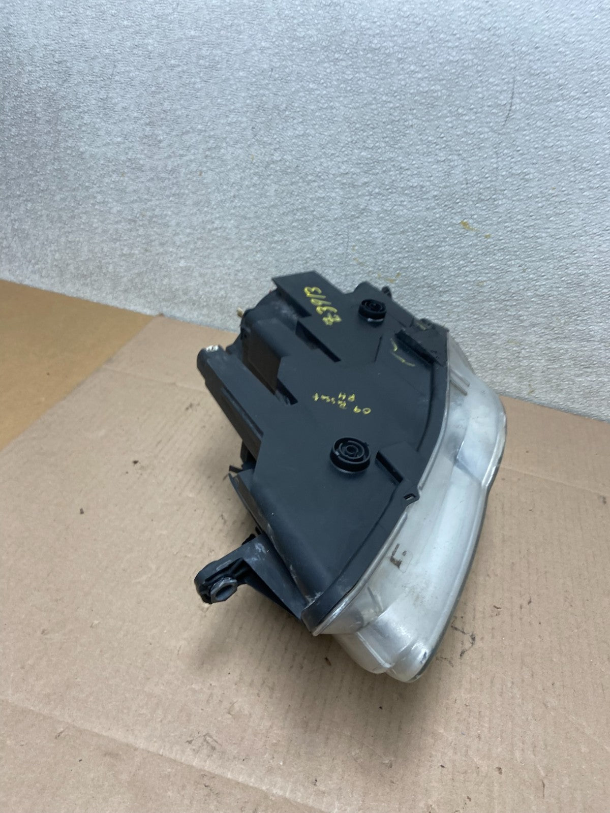 2006-2010 Volkswagen Passat Right Passenger Side Halogen Headlight Z3913 DW9