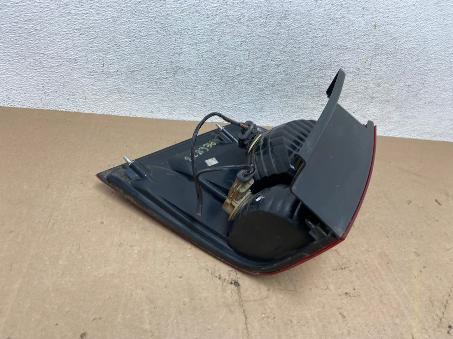 2003 2004 2005 2006 Ford Expedition Right Passenger Rh Tail light AE6838 LK6