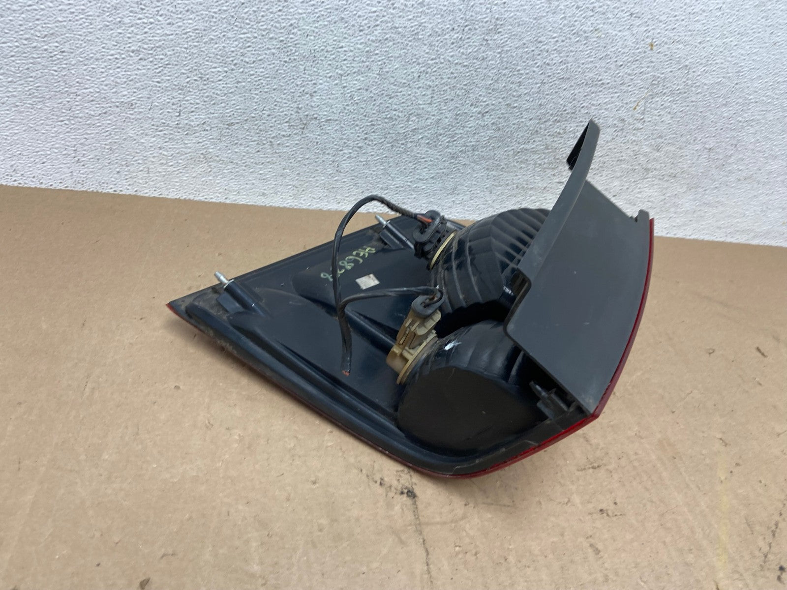 2003 2004 2005 2006 Ford Expedition Right Passenger Rh Tail light AE6838 LK6
