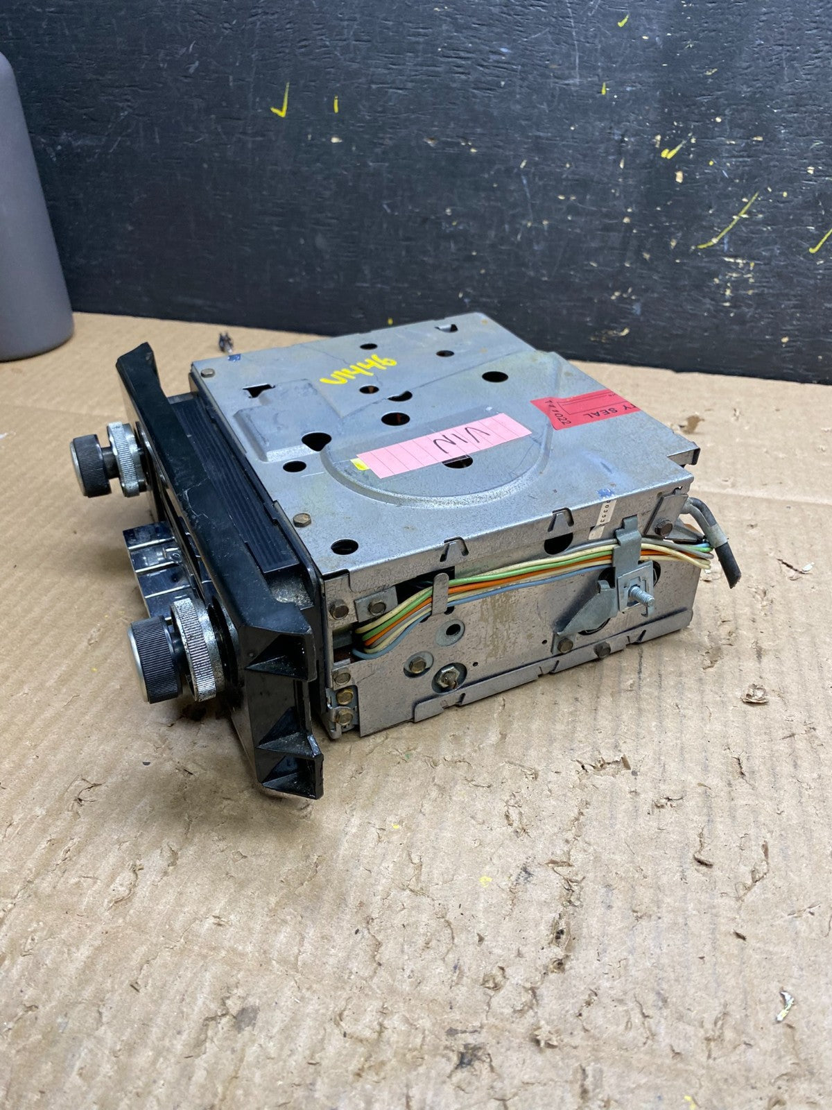 1984 Pontiac Grand Prix Radio AM FM V1446 PS3