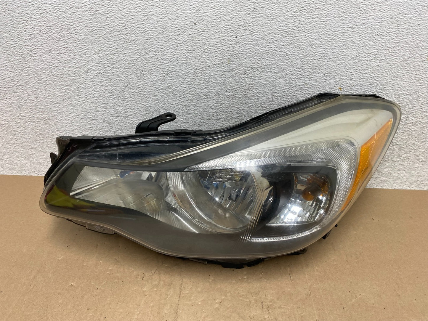 2012-2016 Subaru Impreza Crosstrek Left Driver LH Halogen Headlight AE6751 DW0