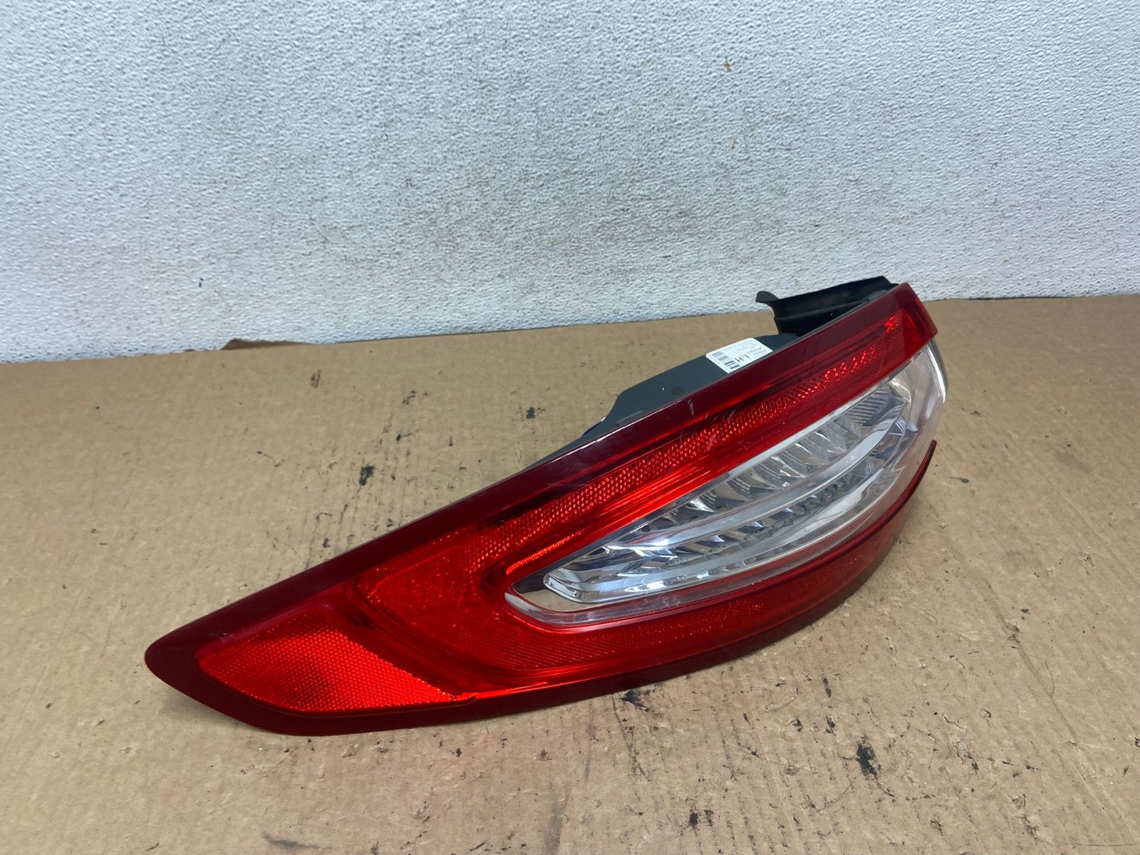 2013 to 2016 Ford Fusion Left Driver LH Side Tail Light AG2315 LK2