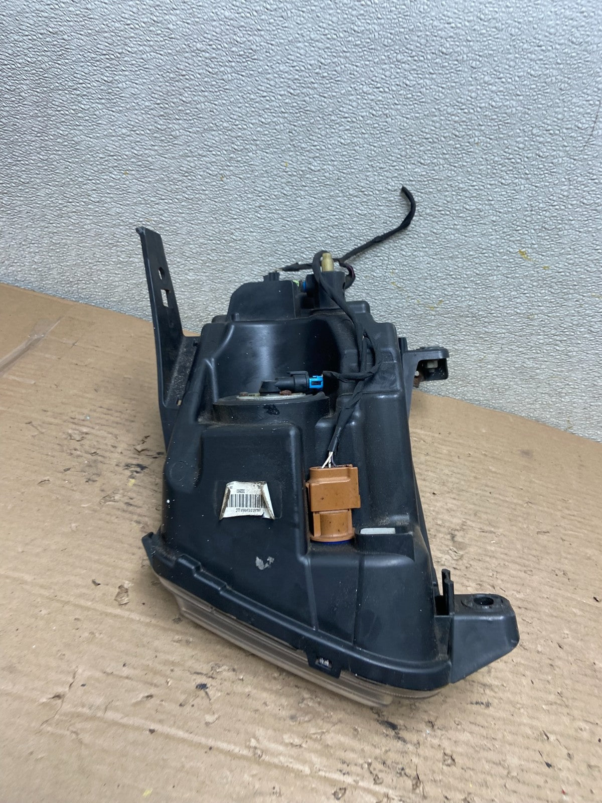 2011-2013 Jeep Grand Cherokee Right Passenger Halogen Headlight AA9571 DW9