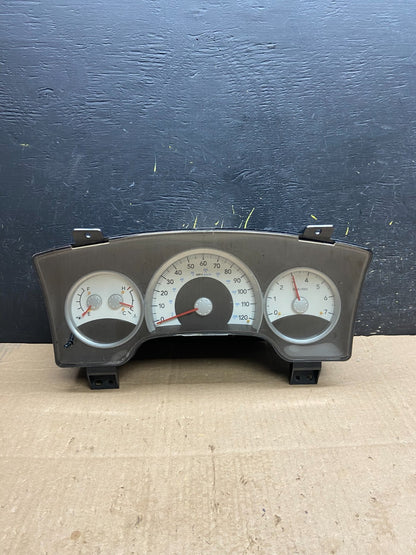 2004 Dodge Durango Speedometer Instrument Cluster Gauge OEM Z0273 DG0