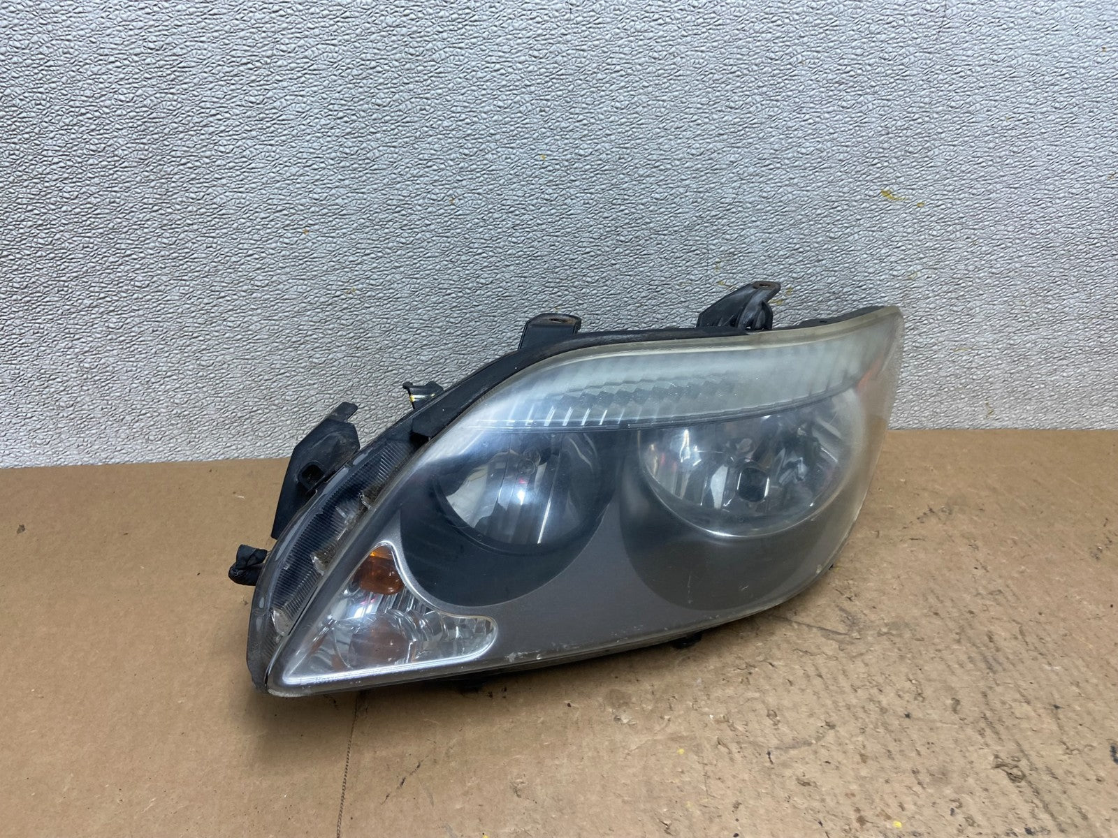 2005 2006 2007 Scion Tc Left Driver LH Side Halogen Headlight AD1176 DW2