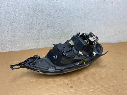 2002 - 2005 Mercedes ML ML350 ML500 Left Driver LH  Halogen Headlight M6988 DW12