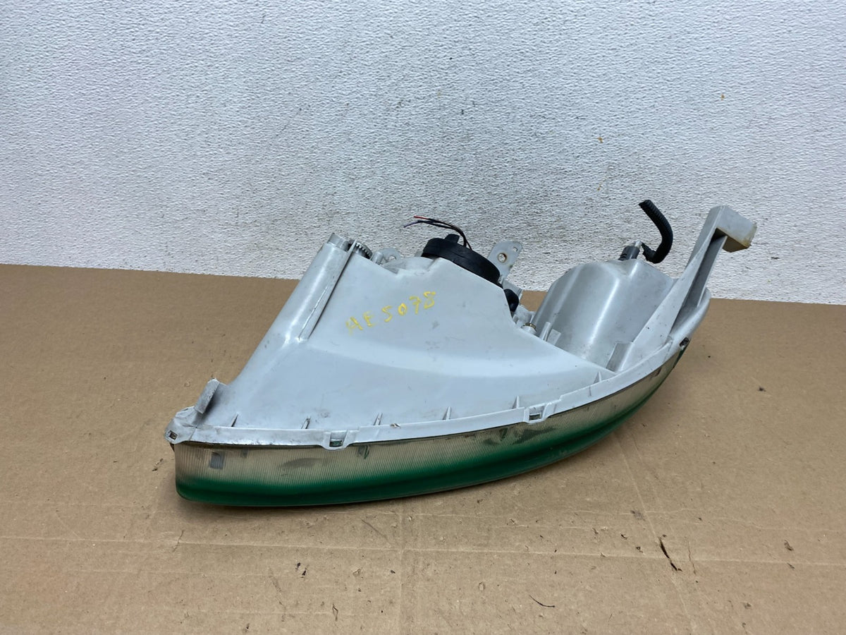 1999 to 2000 Honda Civic SiR EK9 3D Type-R Right Side Headlight AE50785