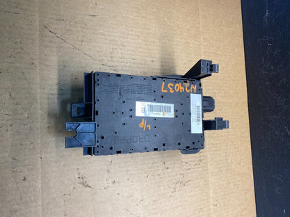 2008 - 2010 Ford Edge Lincoln MKX Fuse Relay Box OEM AC4280 DG1