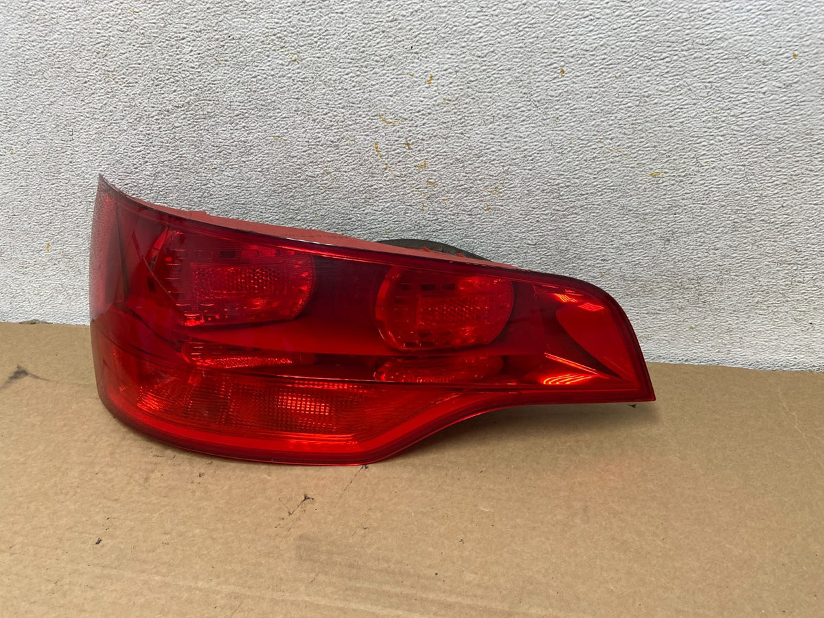 2007 2008 2009 Audi Q7 Left Driver Lh Side Tail Light AH4426 DW2