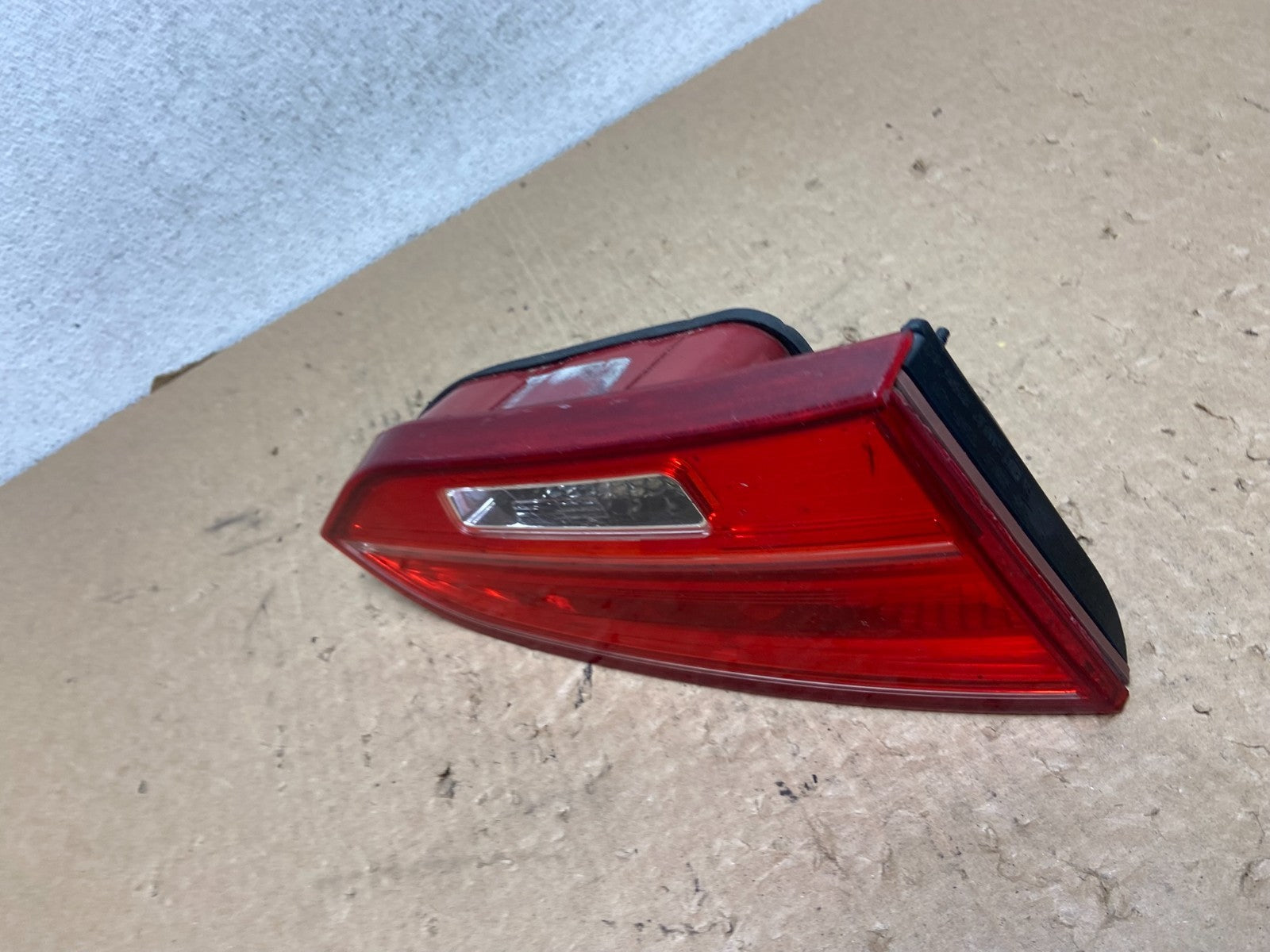 2013-2016 Hyundai Santa Fe Sport Left Driver LH Inner Tail Light AF8062 DW1