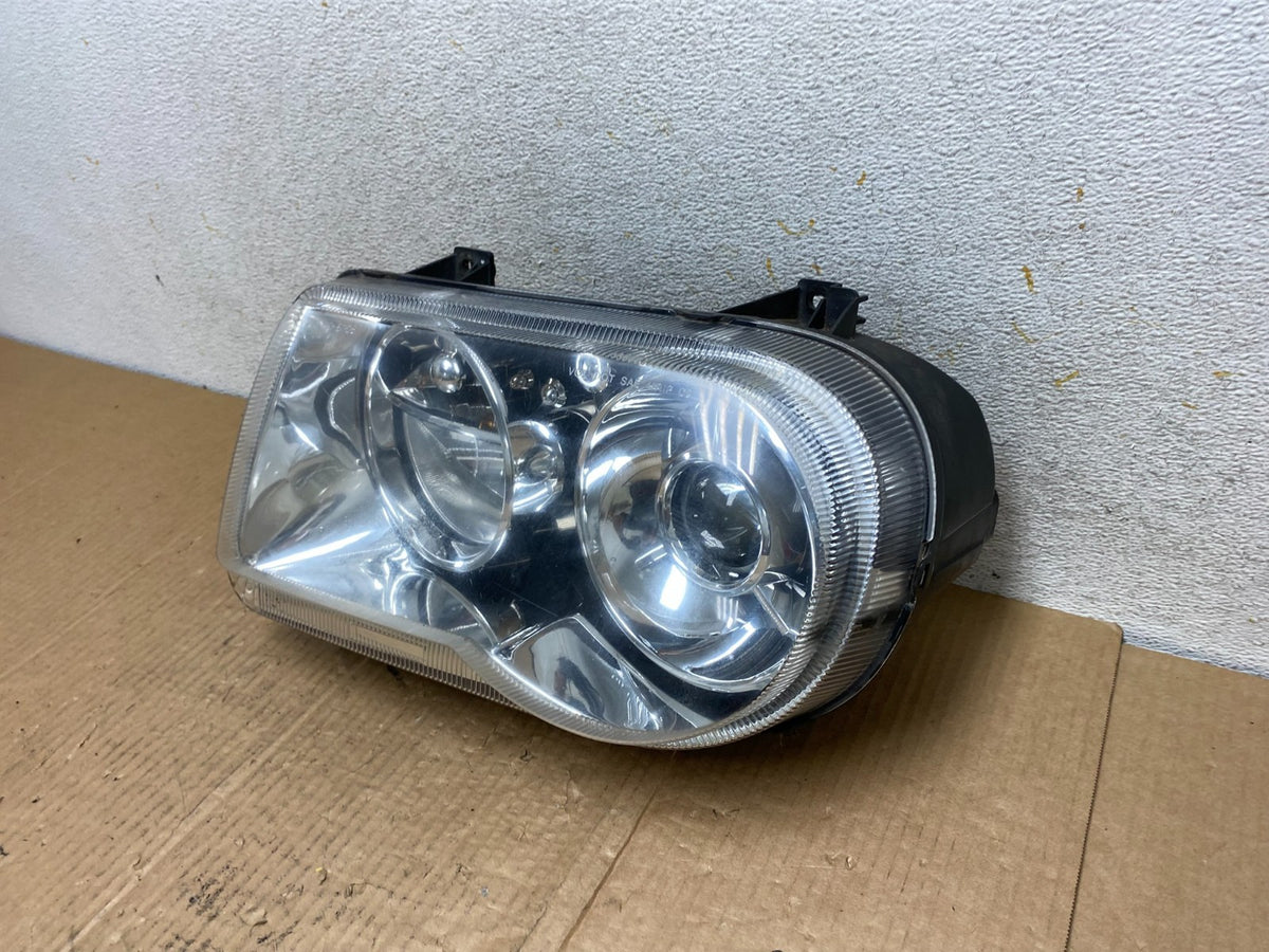 2005 to 2010 Chrysler 300C Left Driver LH Side Halogen Headlight TYC AI6624 DW1