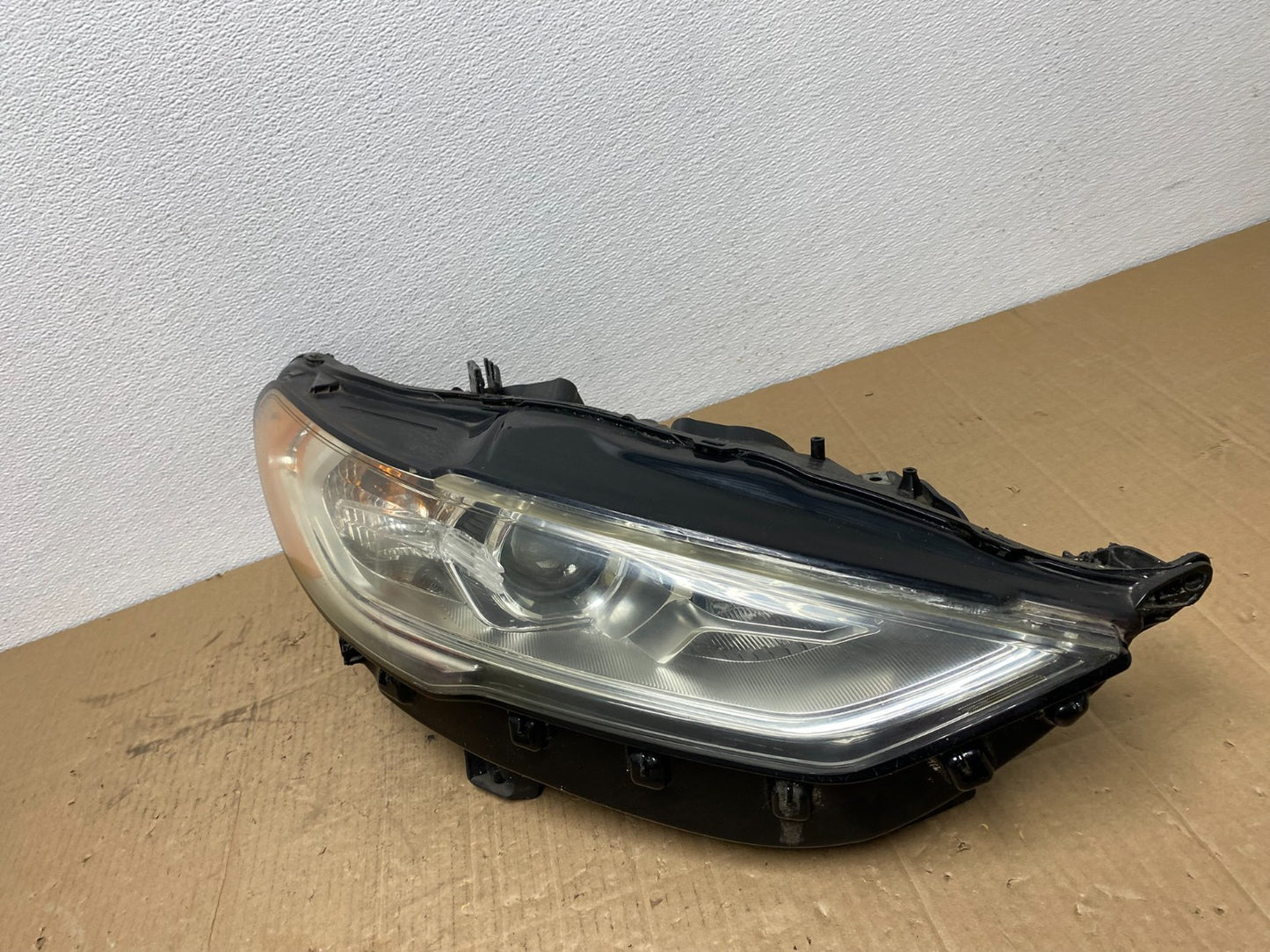 2017 - 2020 Ford Fusion Right Passenger RH Side LED XENON Headlight AB8369 DW1