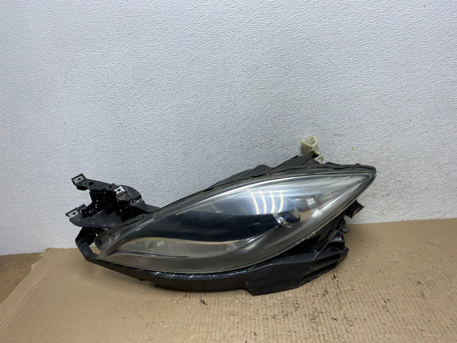 2011 - 2013 Mazda 6 Left Driver LH Side Halogen Headlight AF7007 DW0