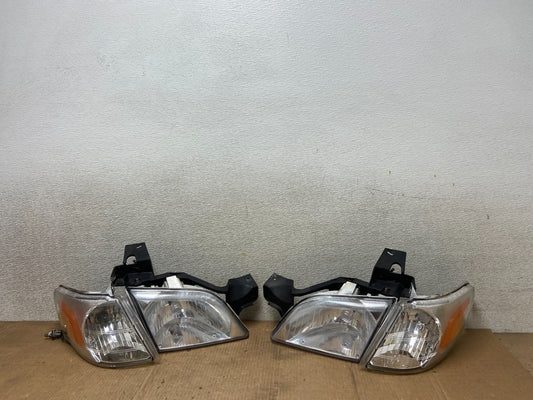 1997-2005 Pontiac Montana / Venture Left+Right Set Headlight Turn Sgn AA6501 DG0
