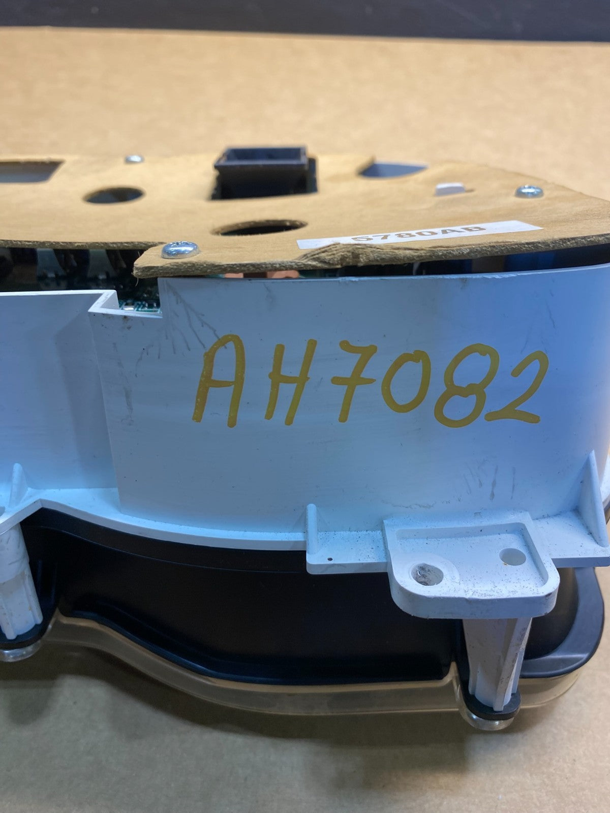 2000-2001 Dodge Ram 1500 Instrument Speedometer Gauge Cluster AH7082 DG7