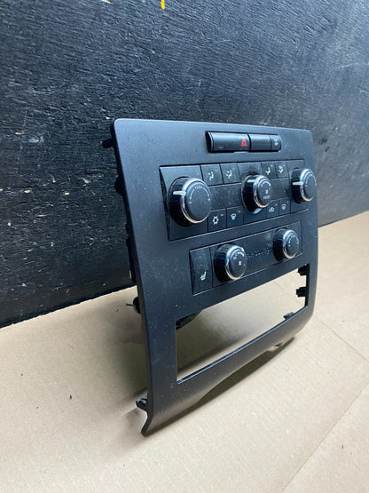 2009 2010 2011 Volkswagen Routan Ac Heater Climate Control p55111869ae C4264 DG12