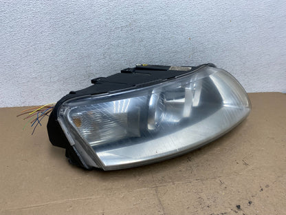 2005 to 2008 Audi A6 Right Passenger Side Headlight Xenon HID AF4715 DW2