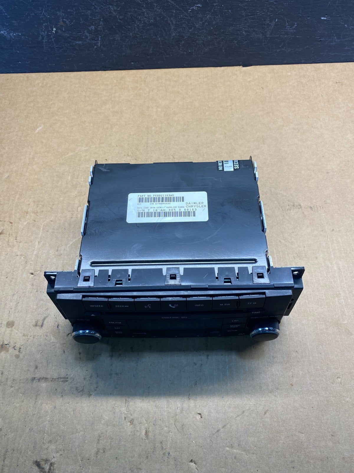 2007-2012 Chrysler Dodge Jeep Ram Radio CD MP3 AUX Receiver AC6943 DG3