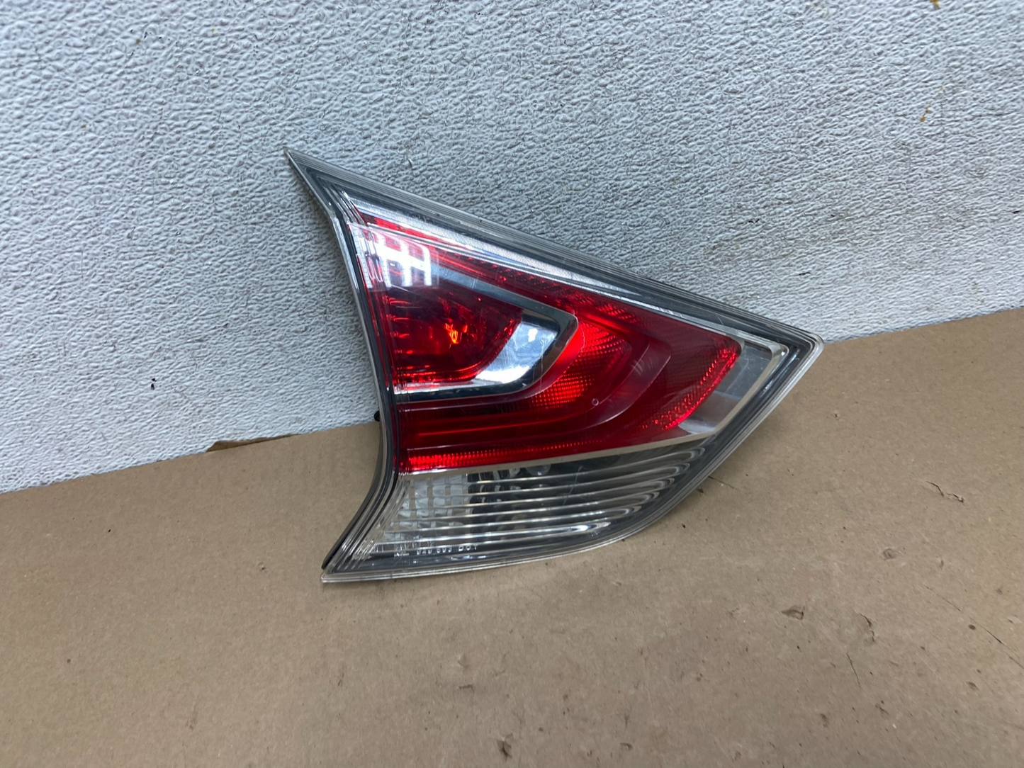 2014-2016 Nissan Rogue Left Driver LH Side Outer Tail Light Inner AG40710
