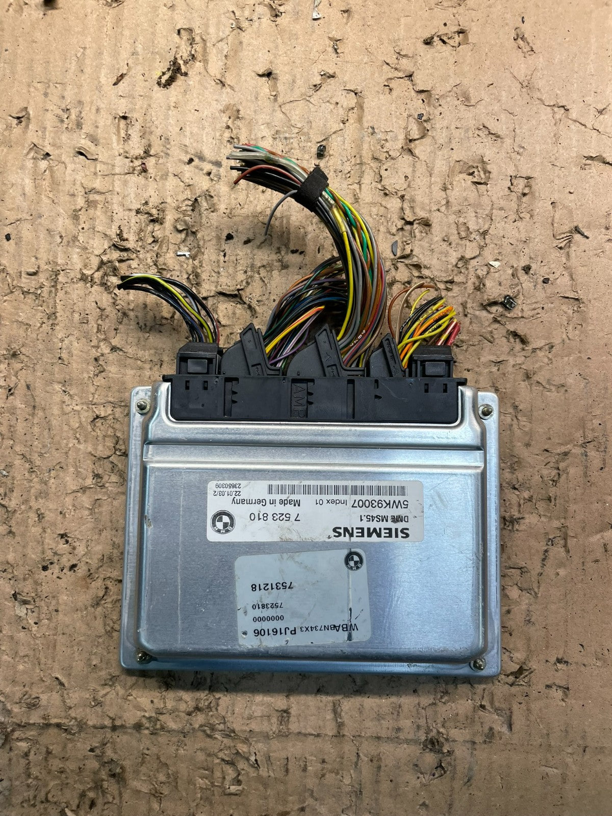 2003 2004 2005 Bmw 325i X3 Ecm Ecu Engine Computer Module OEM U1600 DG0