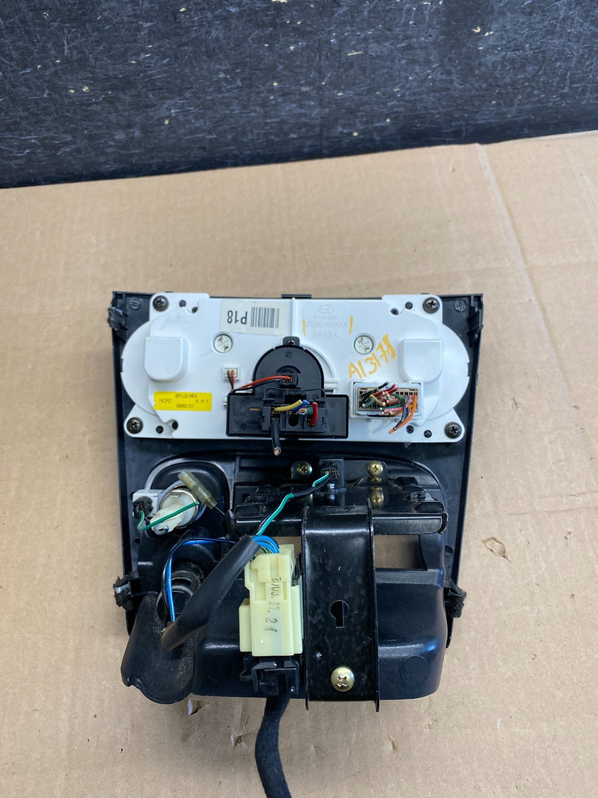 2001 to 2006 Hyundai Santa Fe Temperature Climate Control Heat A/C AI3171 DG3