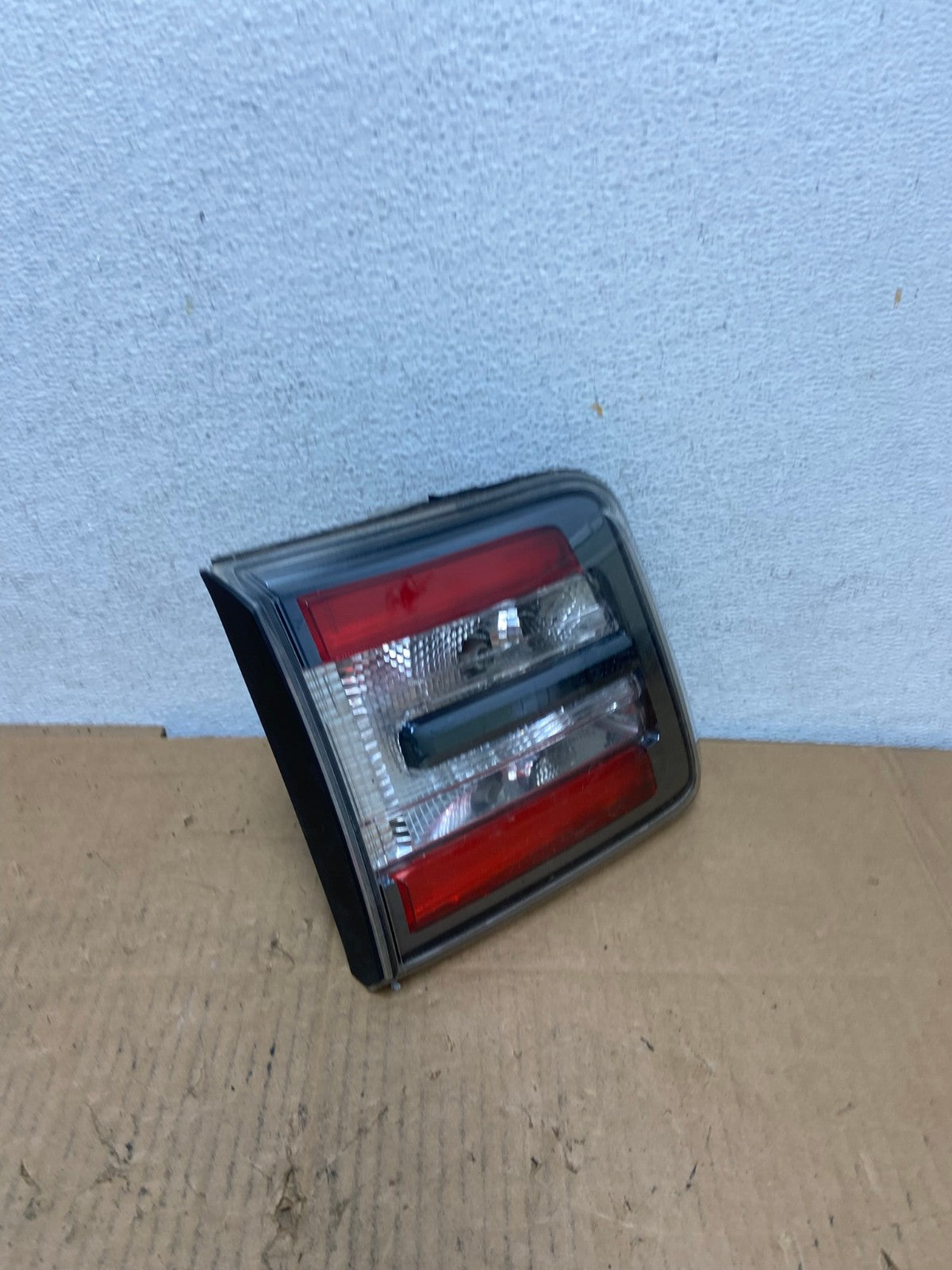 2013 to 2016 GMC Acadia Left Driver LH Side Inner Tail Light AD0961 LK2