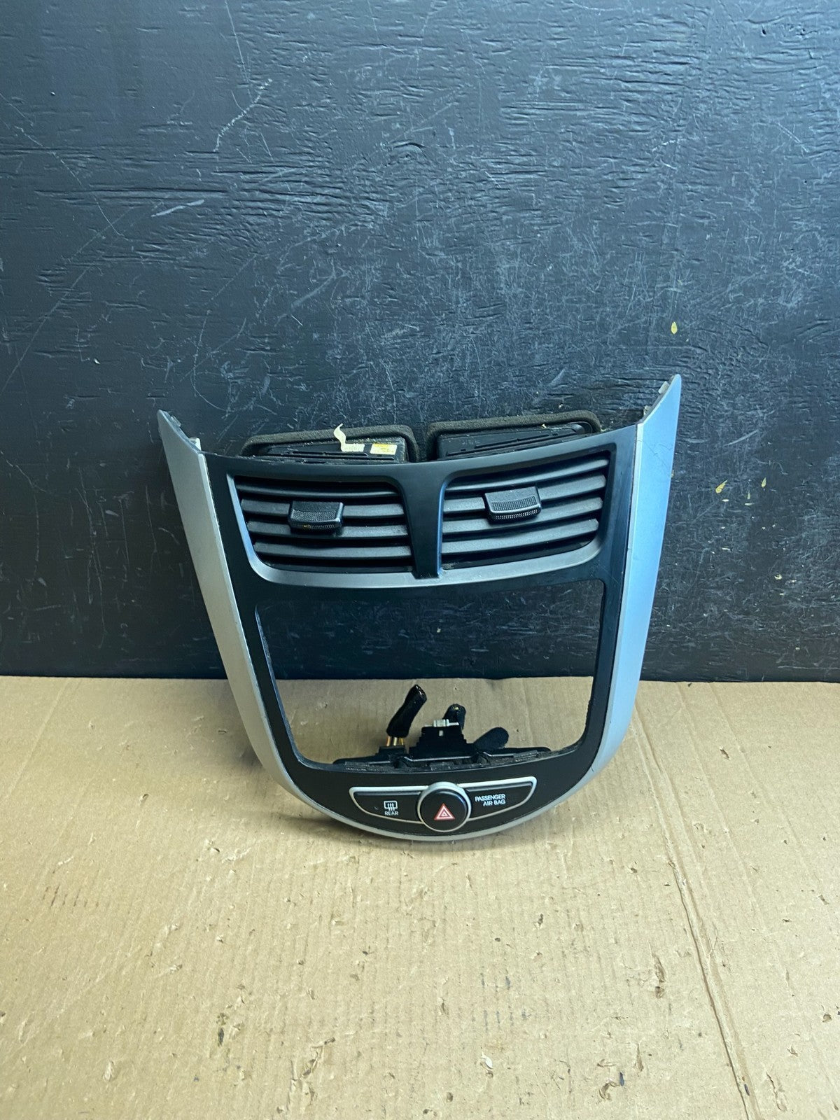 2012 to 2017 Hyundai Accent Center Radio Bezel Air Vent Panel AE3981 DG0