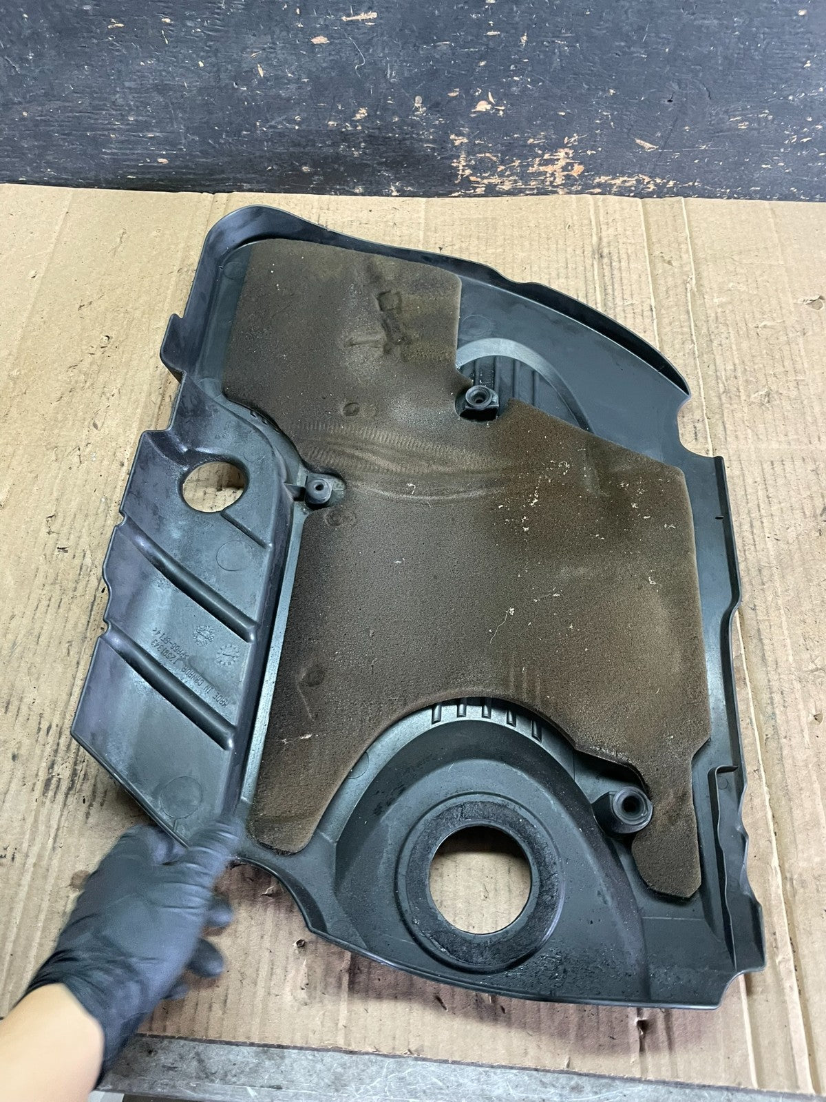 2006 2011 Chevrolet Impala V6 VVT Engine Cover Shield OEM S6046 DG7