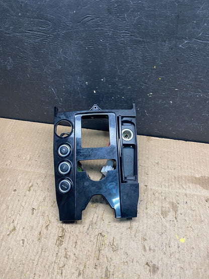 2012 to 2012 Mercedes-Benz W218 CLS63 AMG Center Console Trim Panel OEM N04731
