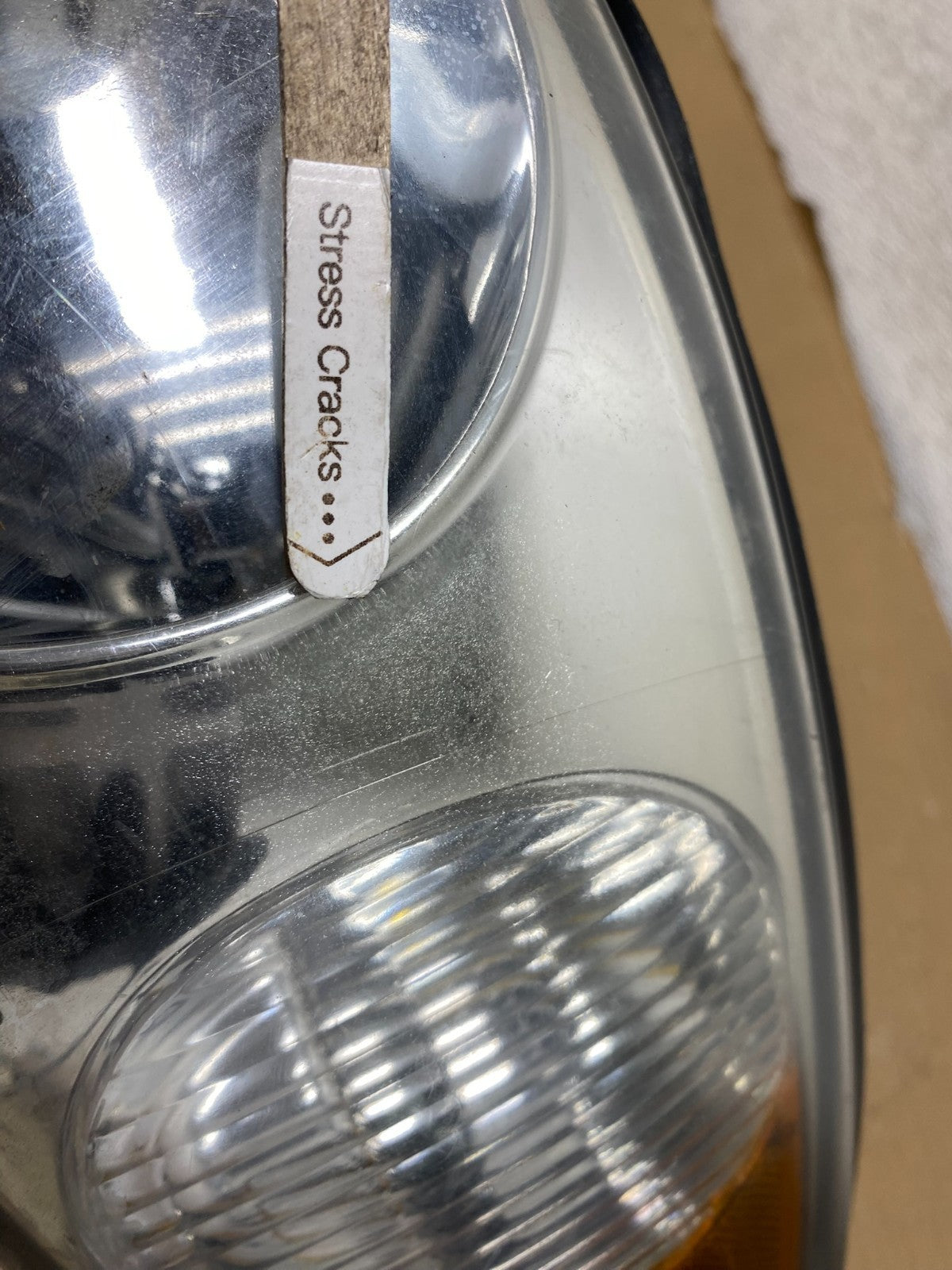 2000 to 2005 Buick Lesabre Headlight Left Driver Lh Side Halogen AH0569 DW4