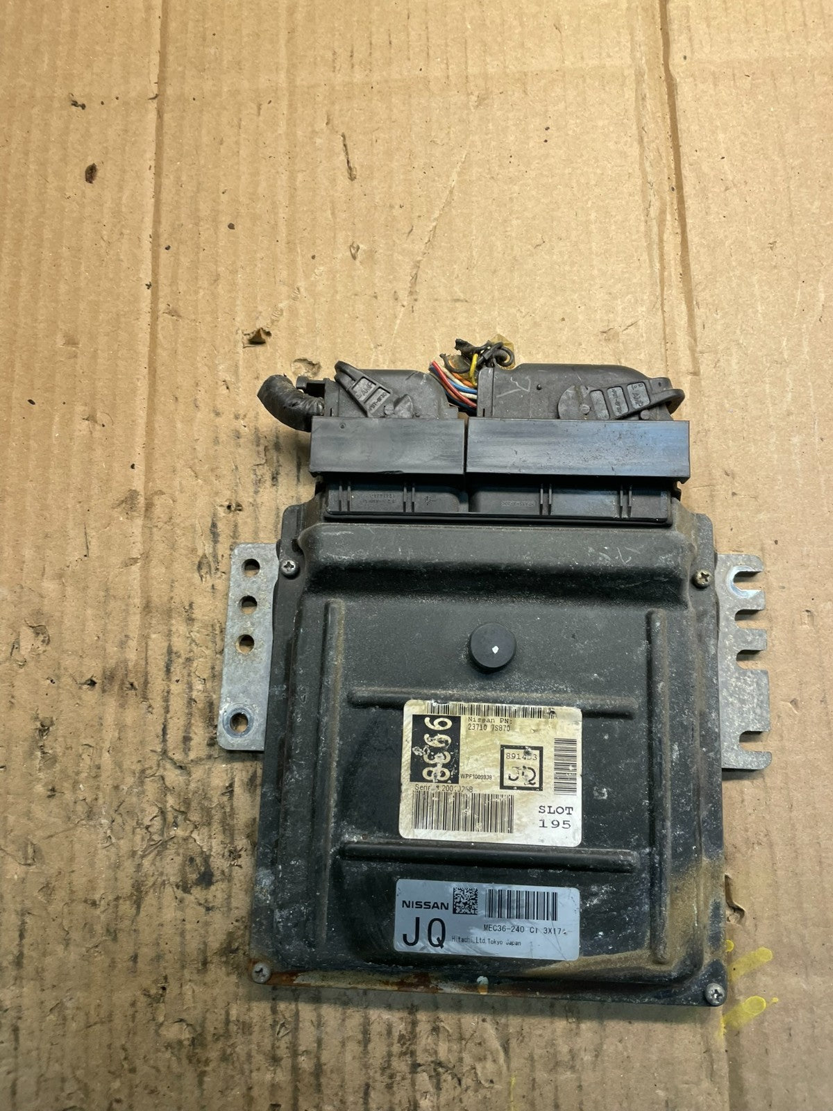 2004 Nissan Armada 5.6L Engine Control Unit ECU ECM Module X4020 DG0